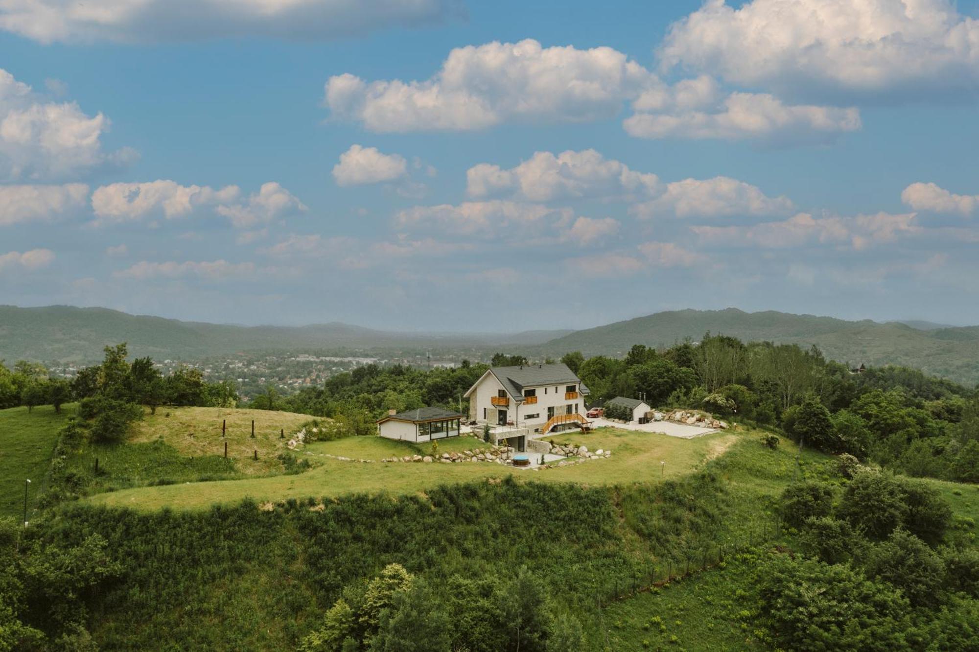Valley View Breaza エクステリア 写真